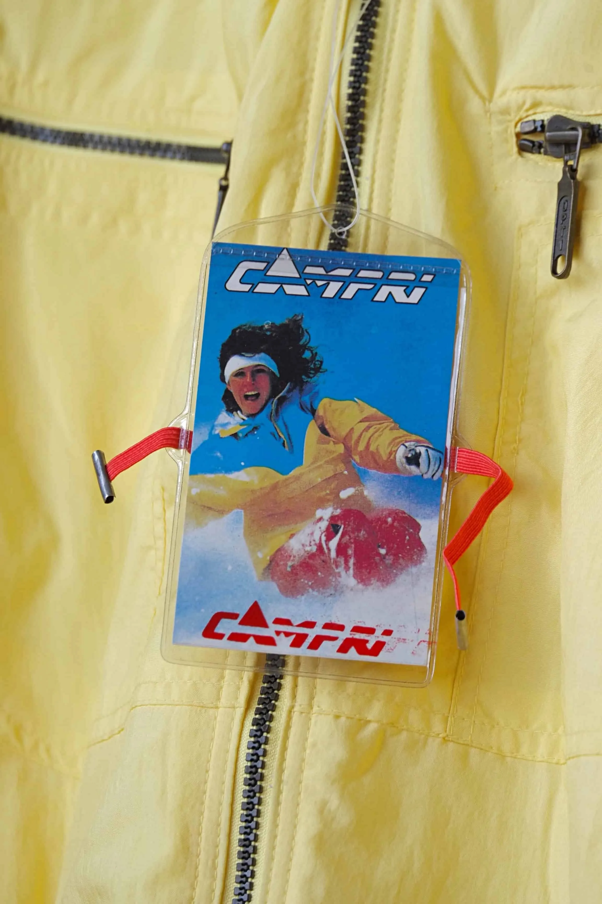 CAMPRI Vintage Ski Jacket Oversized Yellow - 90s Retro Style