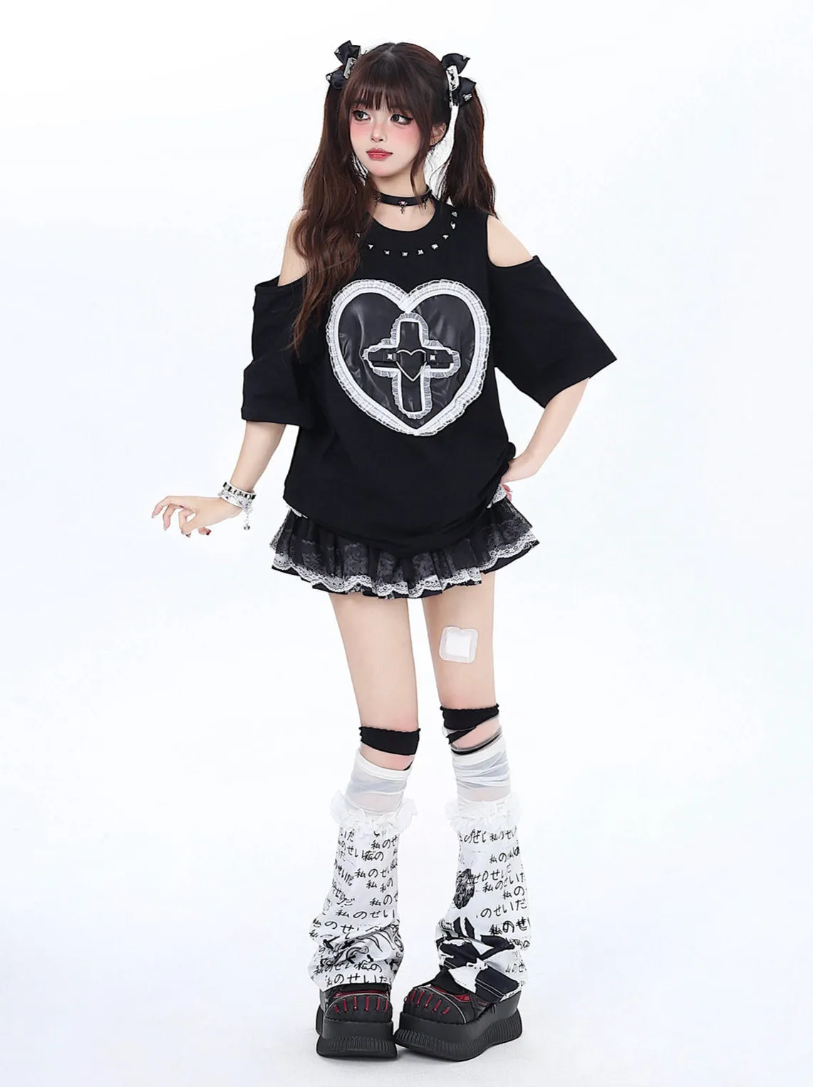 Dark Riveted Lace T-Shirt Love Loose Open Shelder