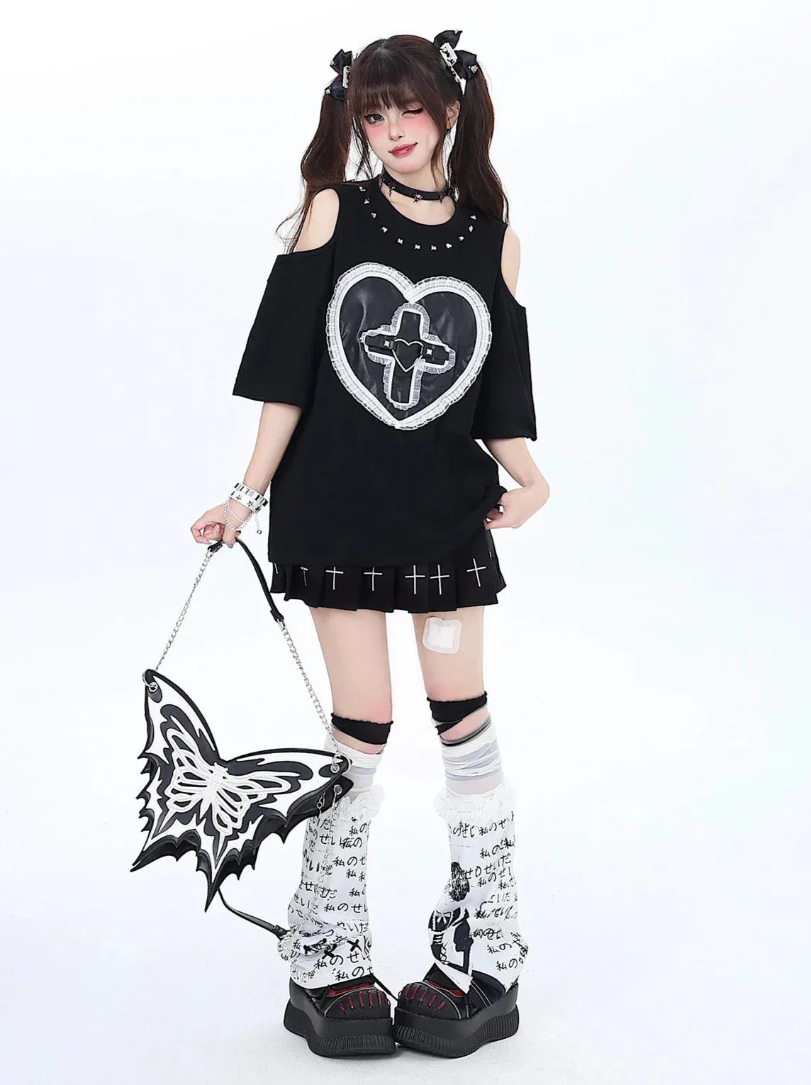 Dark Riveted Lace T-Shirt Love Loose Open Shelder